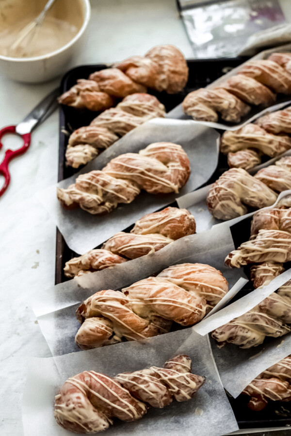 maple-twist-doughnuts